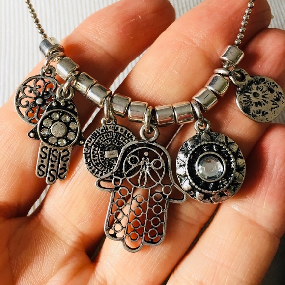 Jewelry - Hamsa Hand charms Necklace Silver Tone